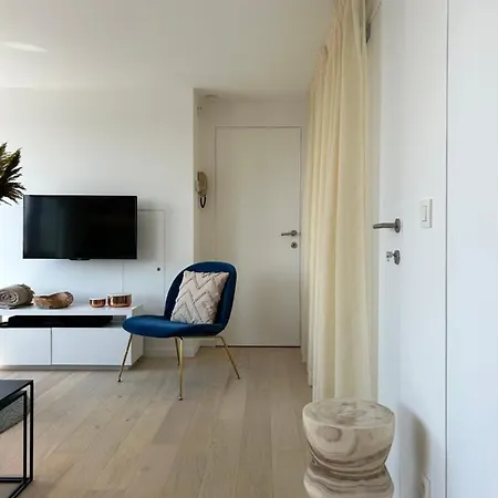 Penthouse William